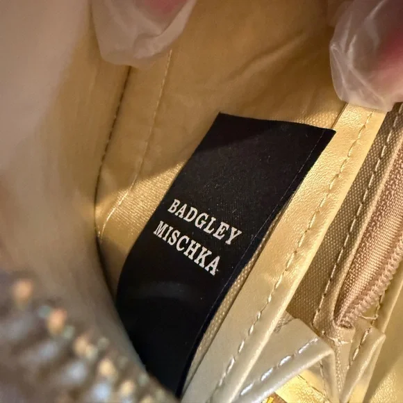 Badgley Mischka Vegan Leather Gold Studded Zippered Wallet (EUC) - Picture 16 of 17